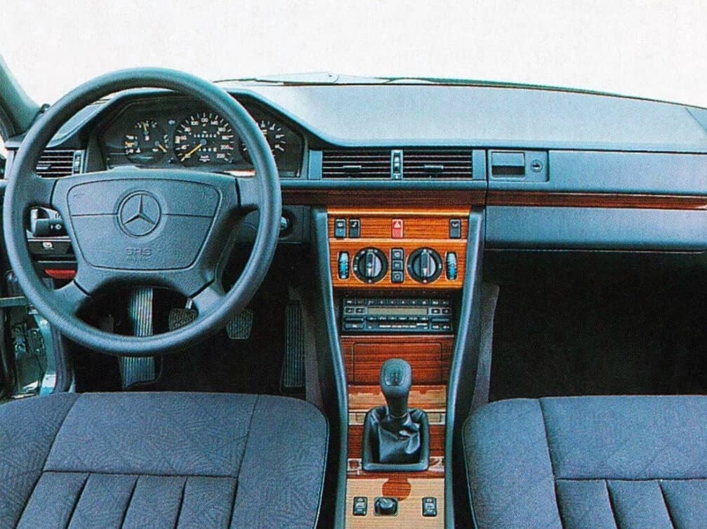 Mercedes-Benz W124