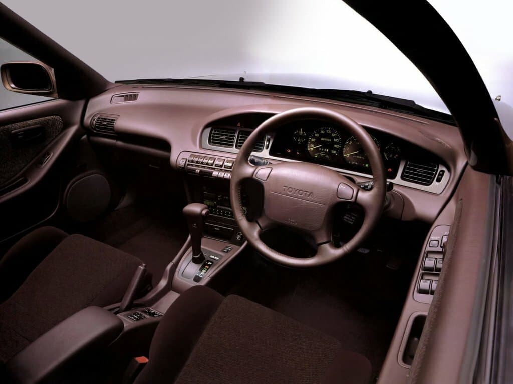 Toyota Corona EXiV