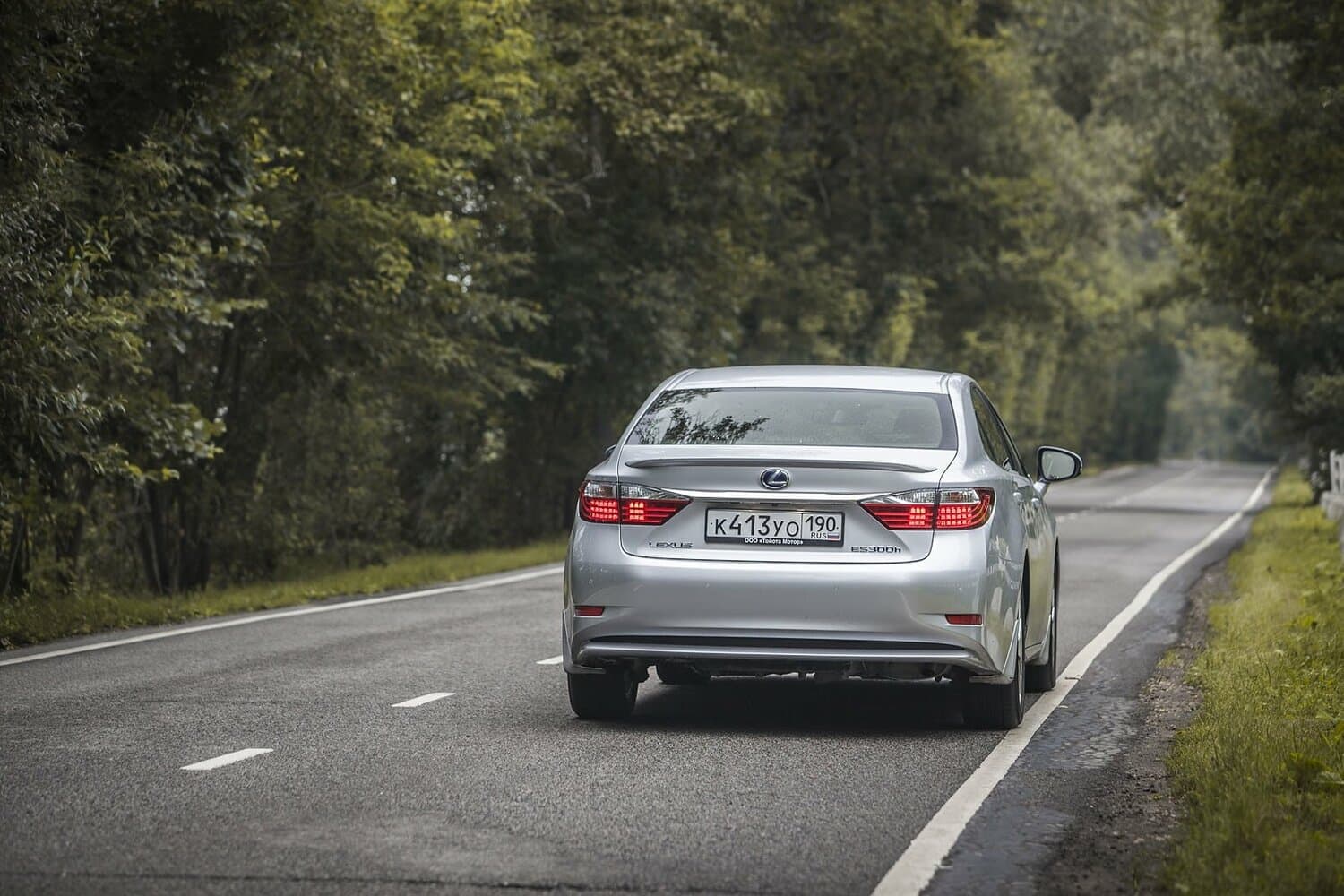 Lexus ES
