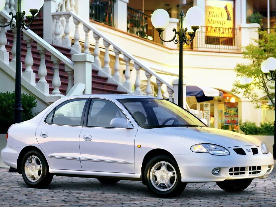 Hyundai Avante II Рестайлинг