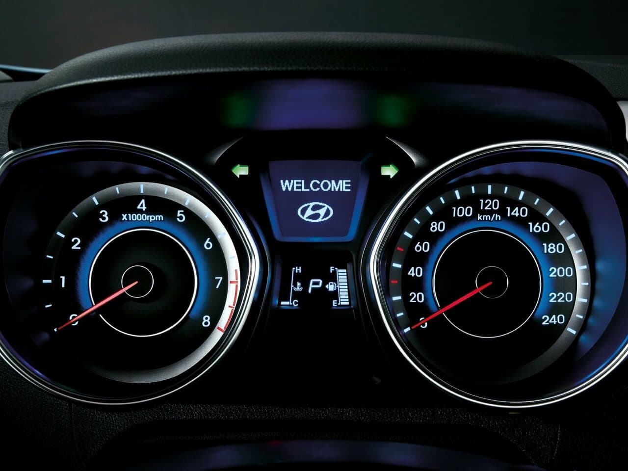 Hyundai Avante V Седан, фото 8