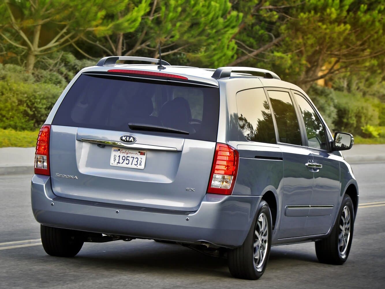 Kia Sedona II Рестайлинг Минивэн SWB, фото 3