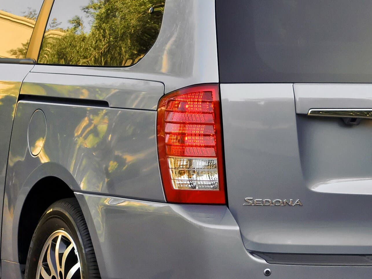 Kia Sedona II Рестайлинг Минивэн SWB, фото 12
