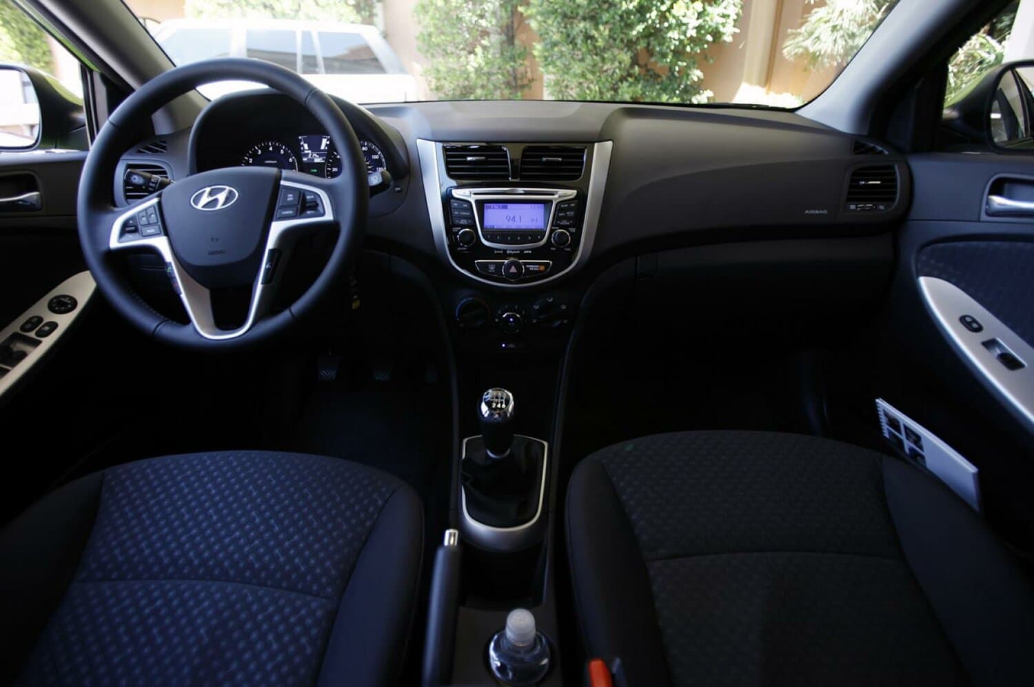 Hyundai Accent IV Хэтчбек 5 дв., фото 6