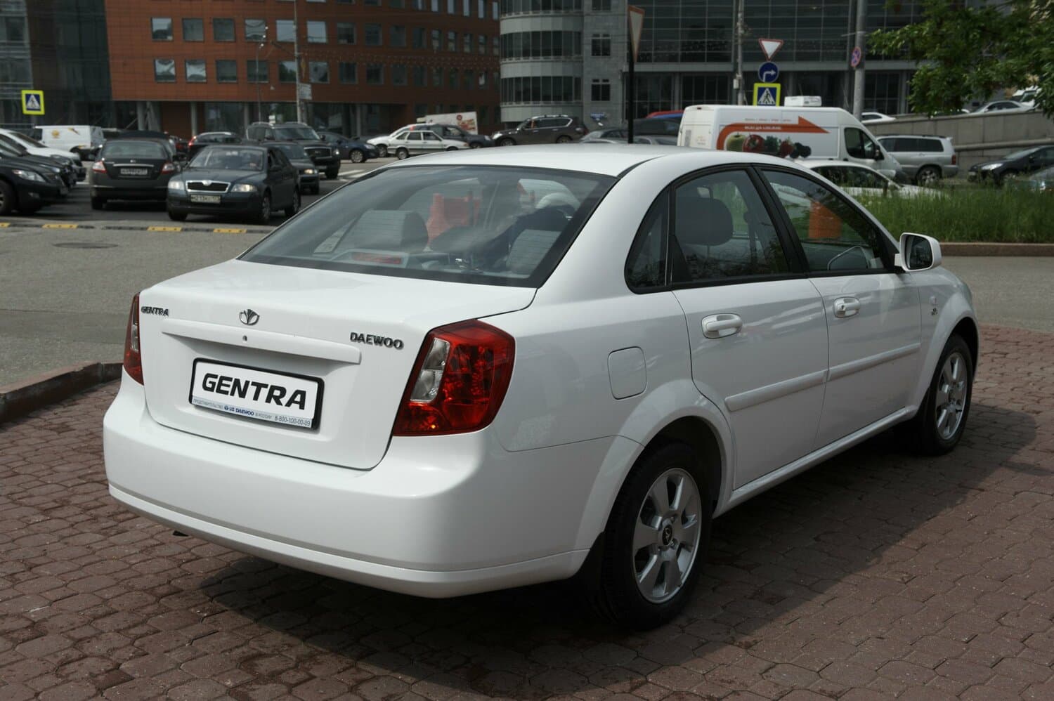 Daewoo Gentra II Седан, фото 4