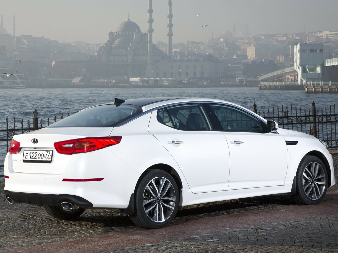 Kia Optima III Рестайлинг Седан, фото 5