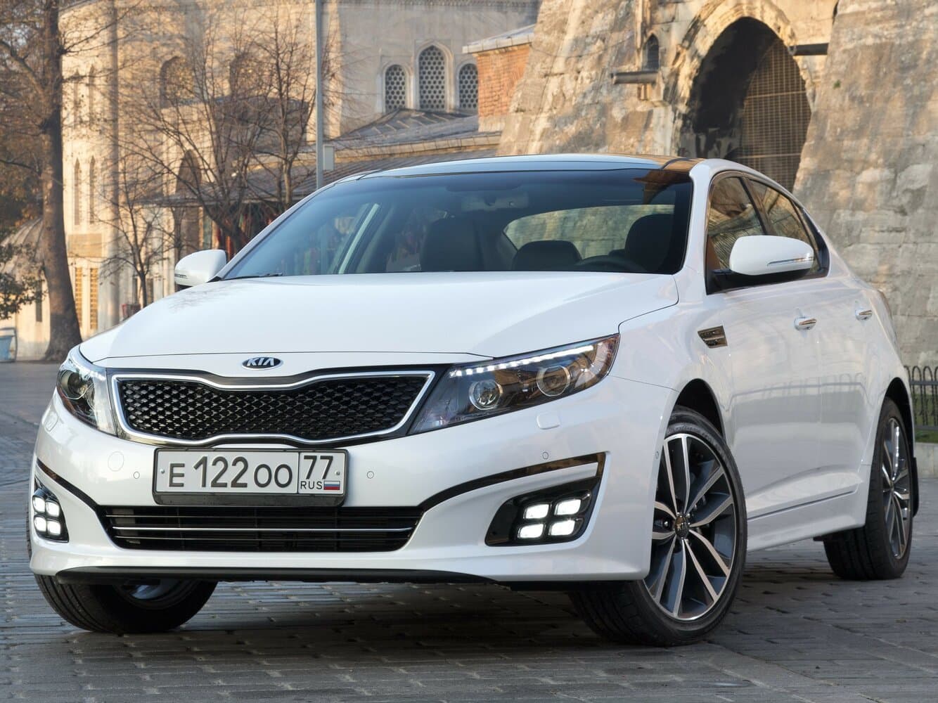 Kia Optima III Рестайлинг Седан, фото 3