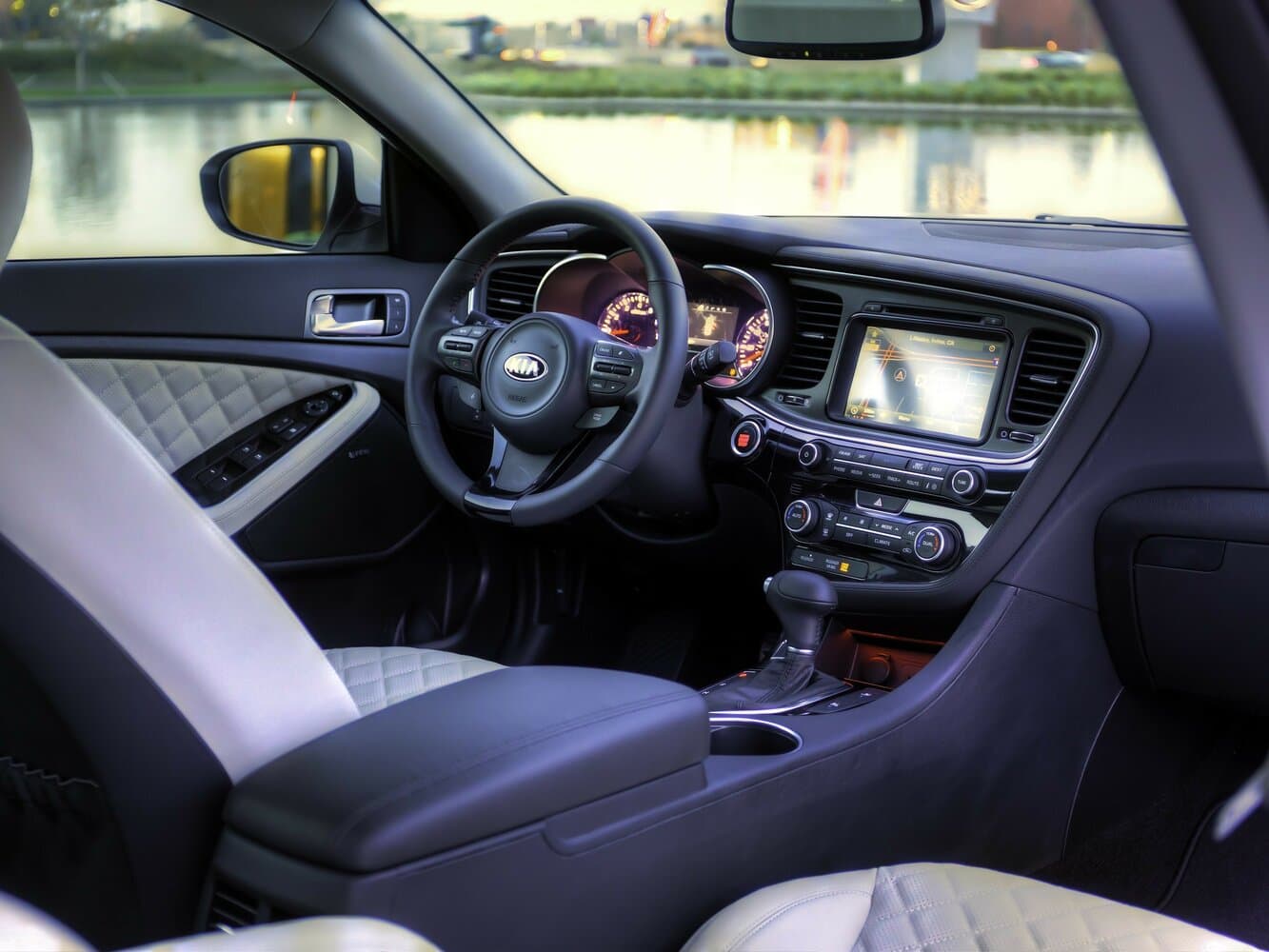 Kia Optima III Рестайлинг Седан, фото 7