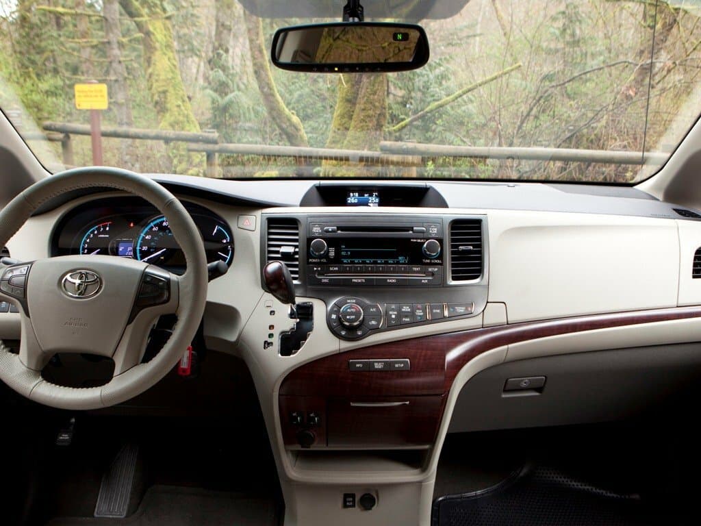 Toyota Sienna III Минивэн, фото 5