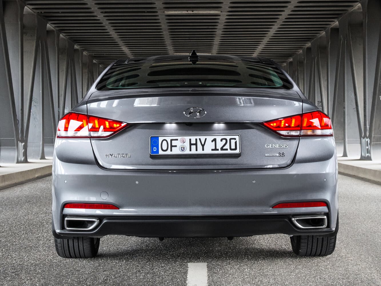 Hyundai Genesis II Седан, фото 4