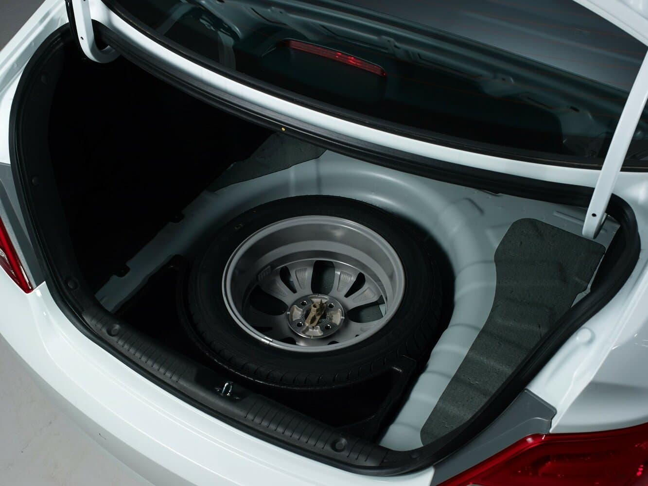 Hyundai Solaris I Рестайлинг Седан, фото 10
