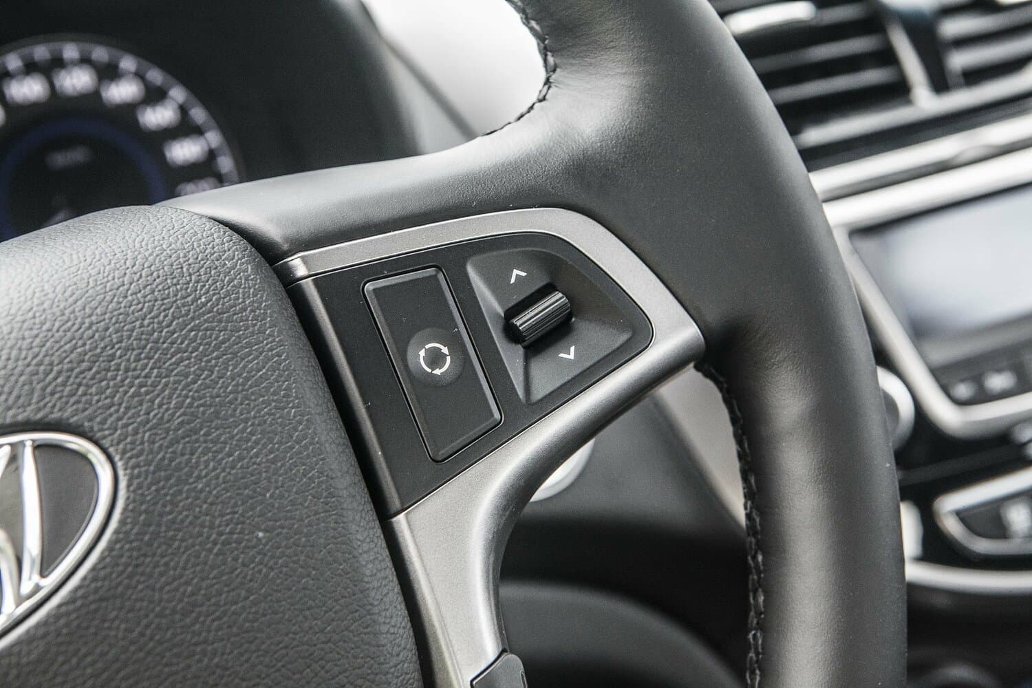 Hyundai Solaris I Рестайлинг Седан, фото 19