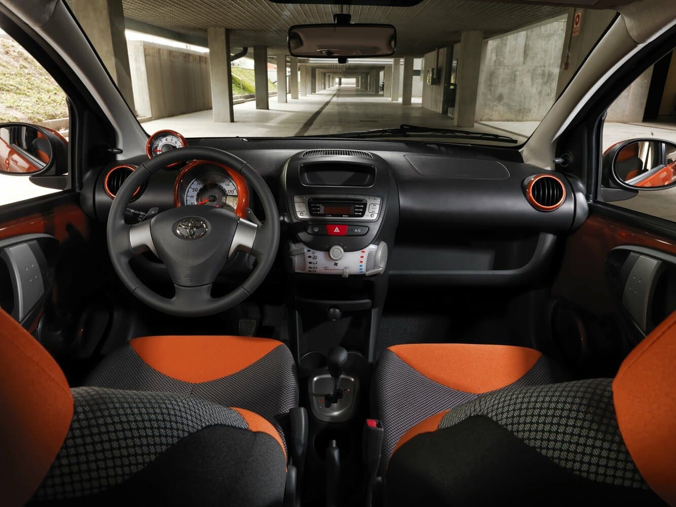 Toyota Aygo I Рестайлинг 2 Хэтчбек 5 дв., фото 6