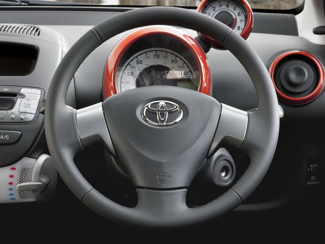 Toyota Aygo I Рестайлинг 2 Хэтчбек 5 дв., фото 8