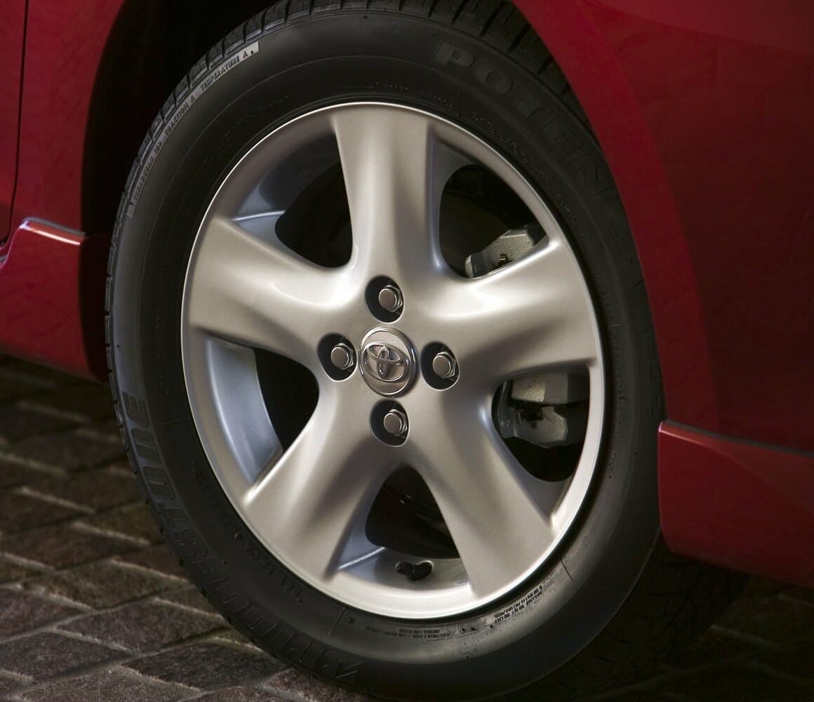 Toyota Yaris II Седан, фото 13