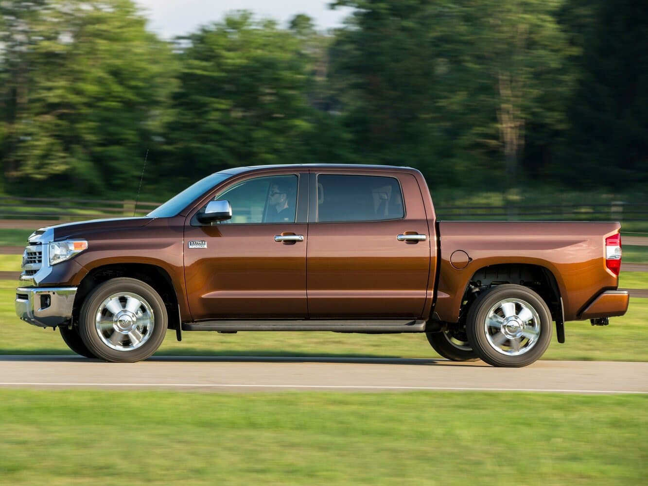 Toyota Tundra II Рестайлинг Пикап Двойная кабина CrewMax, фото 2