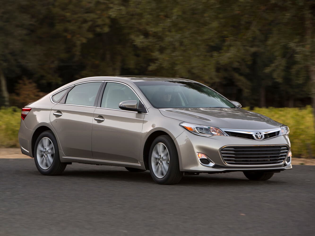 Toyota Avalon IV