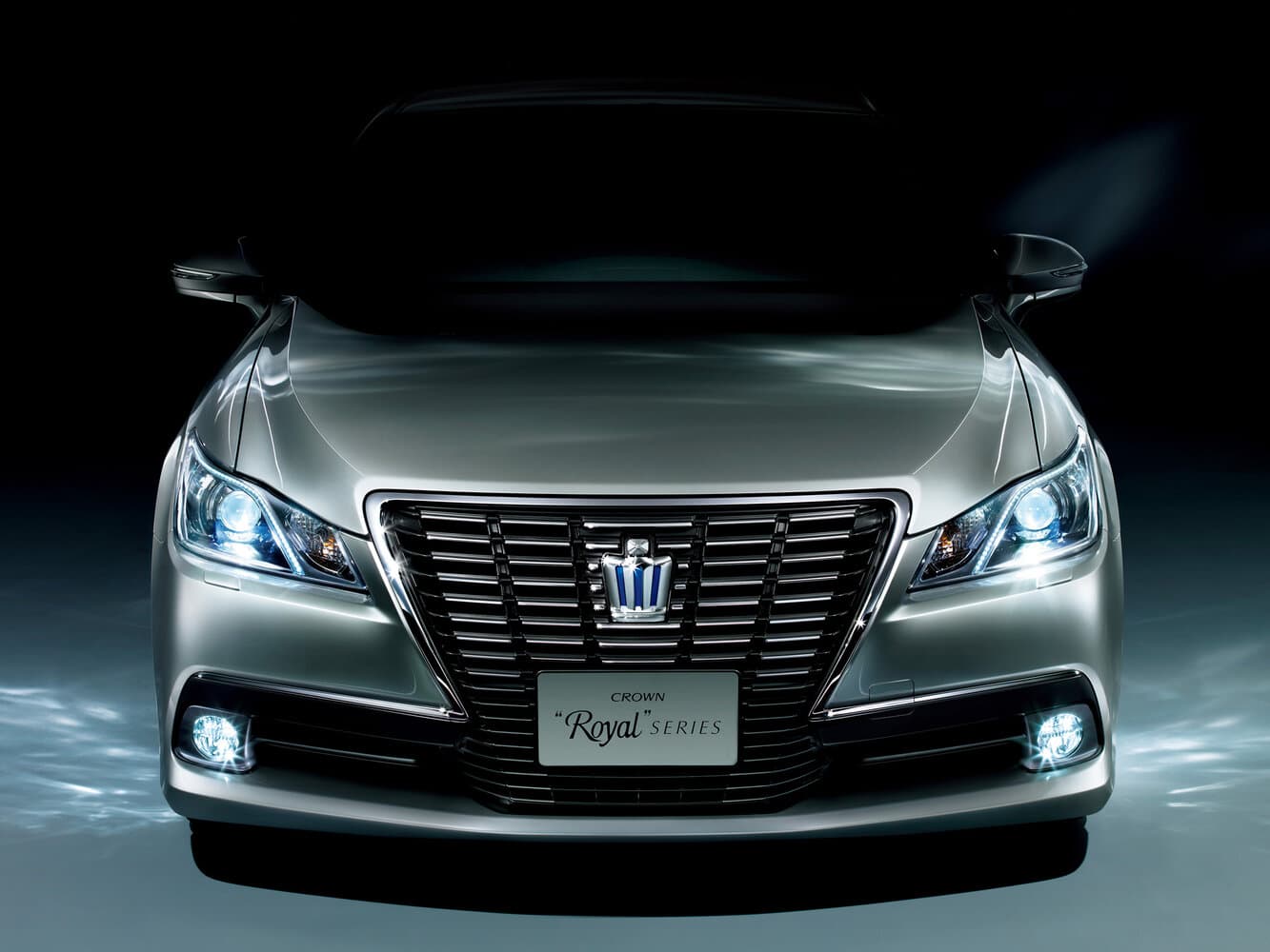 Toyota Crown XIV (S210) Седан, фото 3