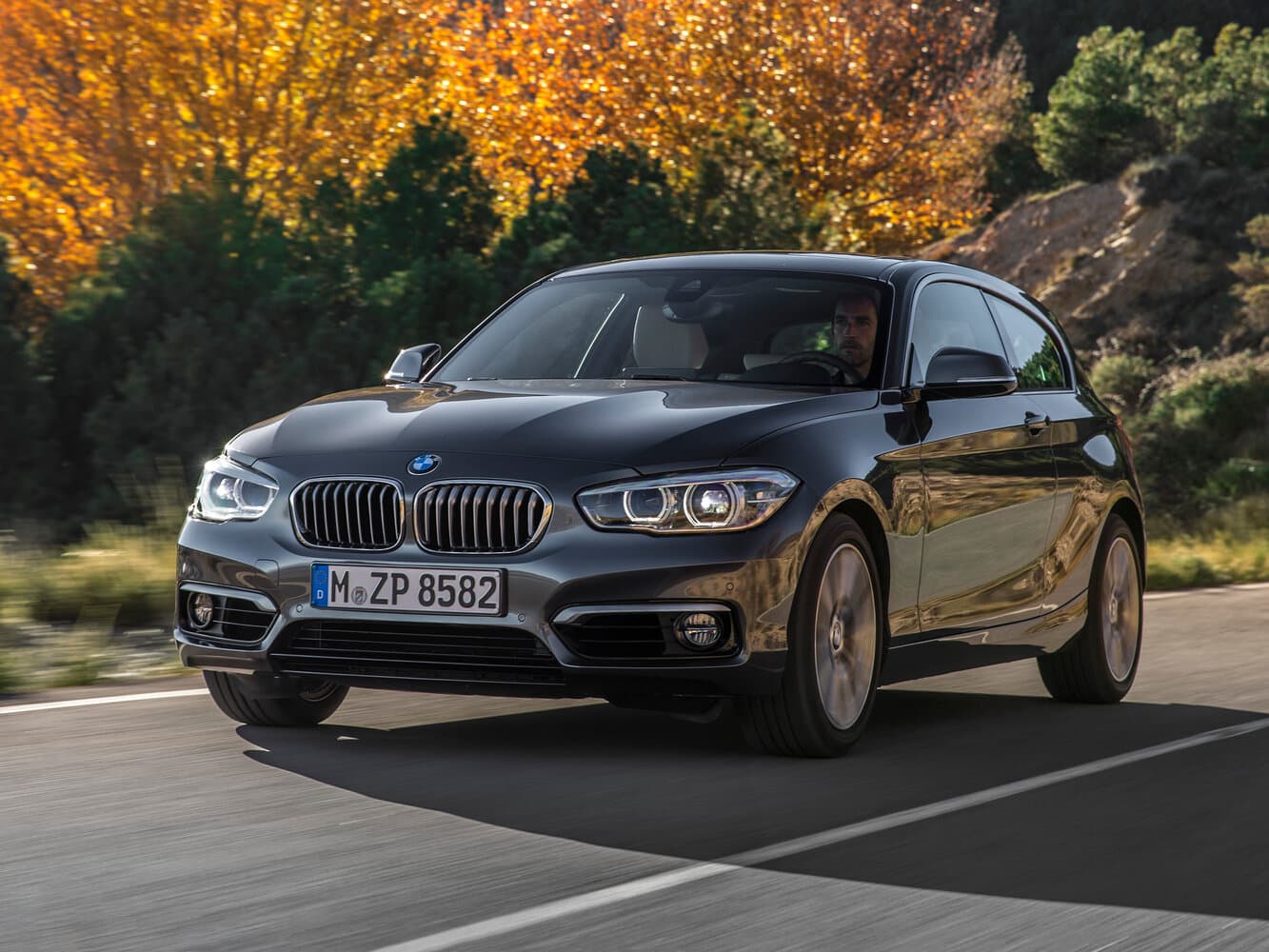 BMW 1 series II (F20/F21) Рестайлинг Хэтчбек 3 дв.