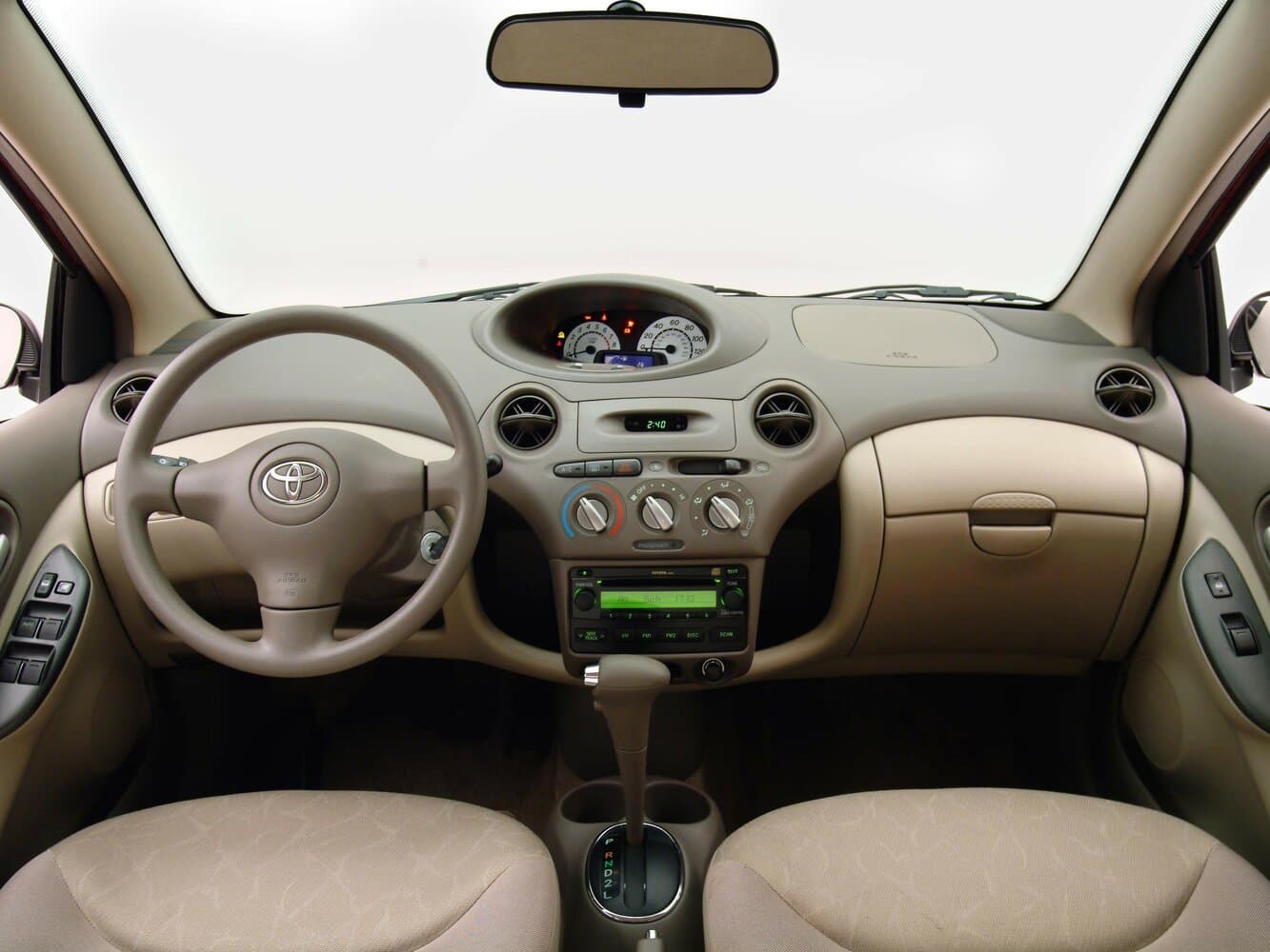 Toyota Echo  Купе, фото 4
