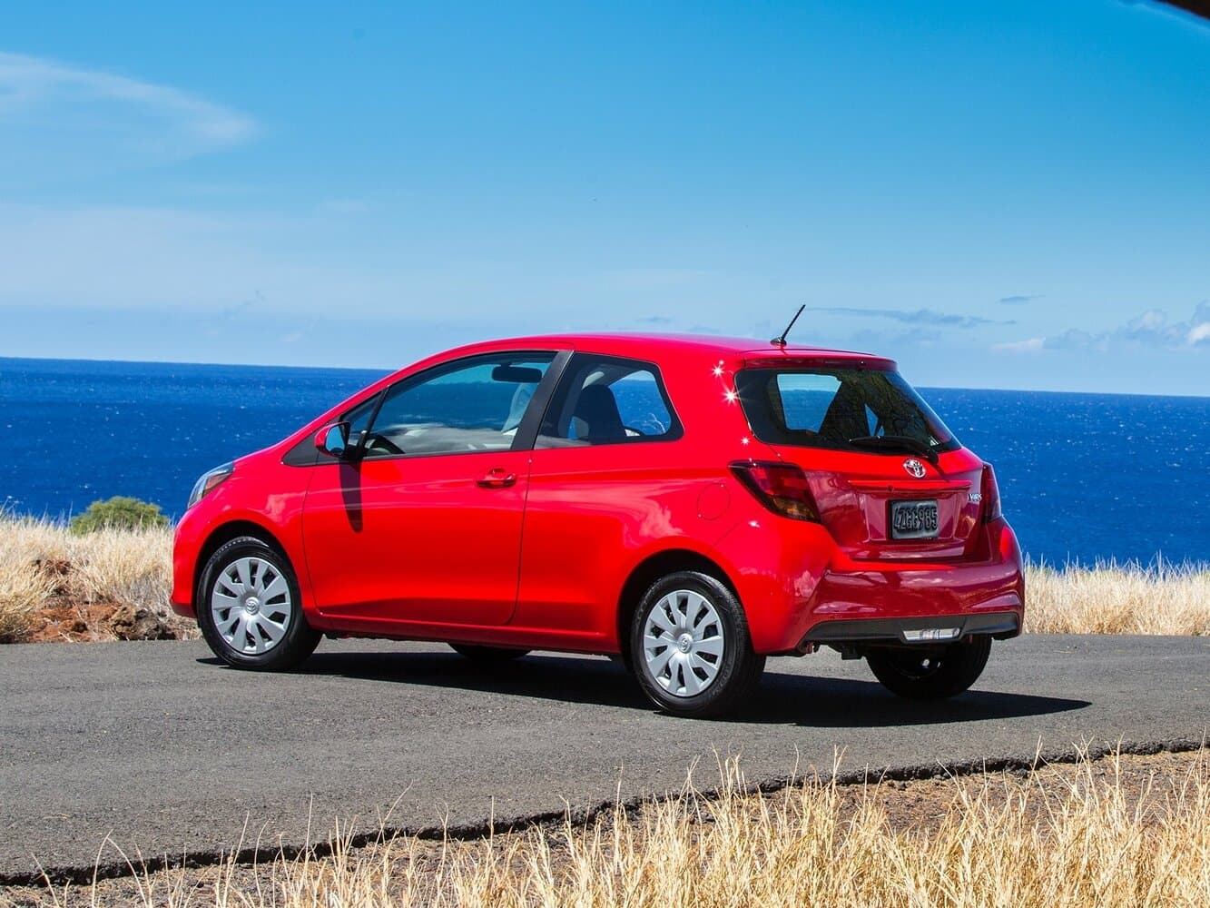 Toyota Yaris III Рестайлинг Хэтчбек 3 дв., фото 4