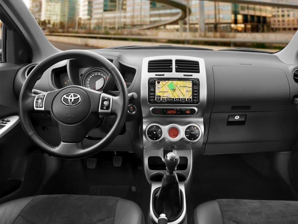 Toyota Urban Cruiser I Хэтчбек 5 дв., фото 6