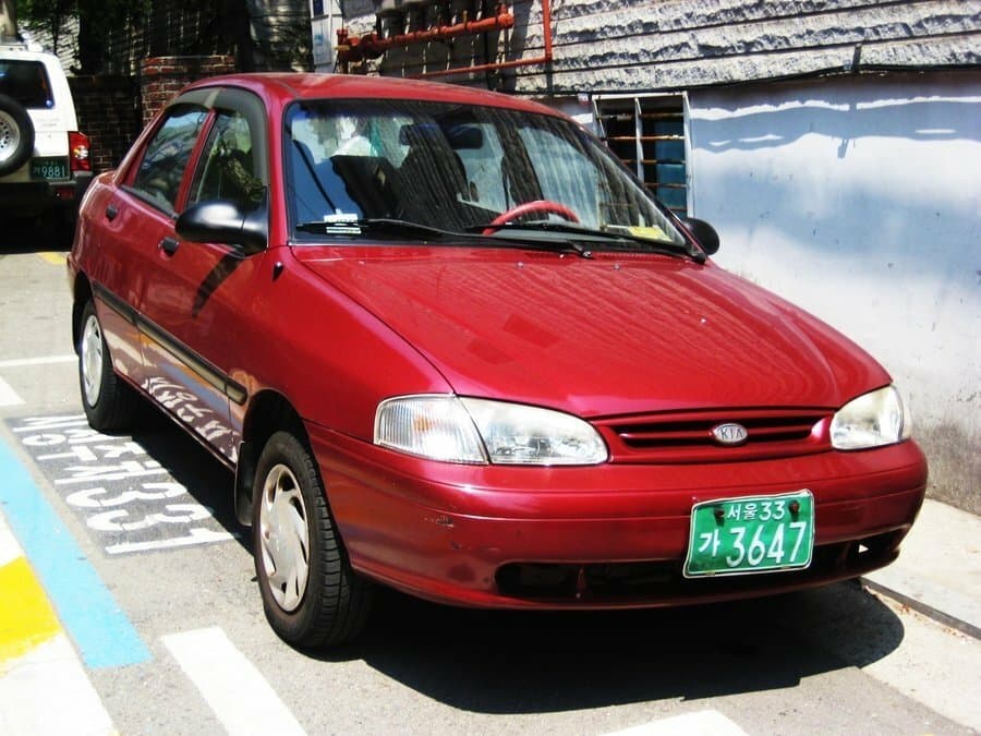 Kia Avella 