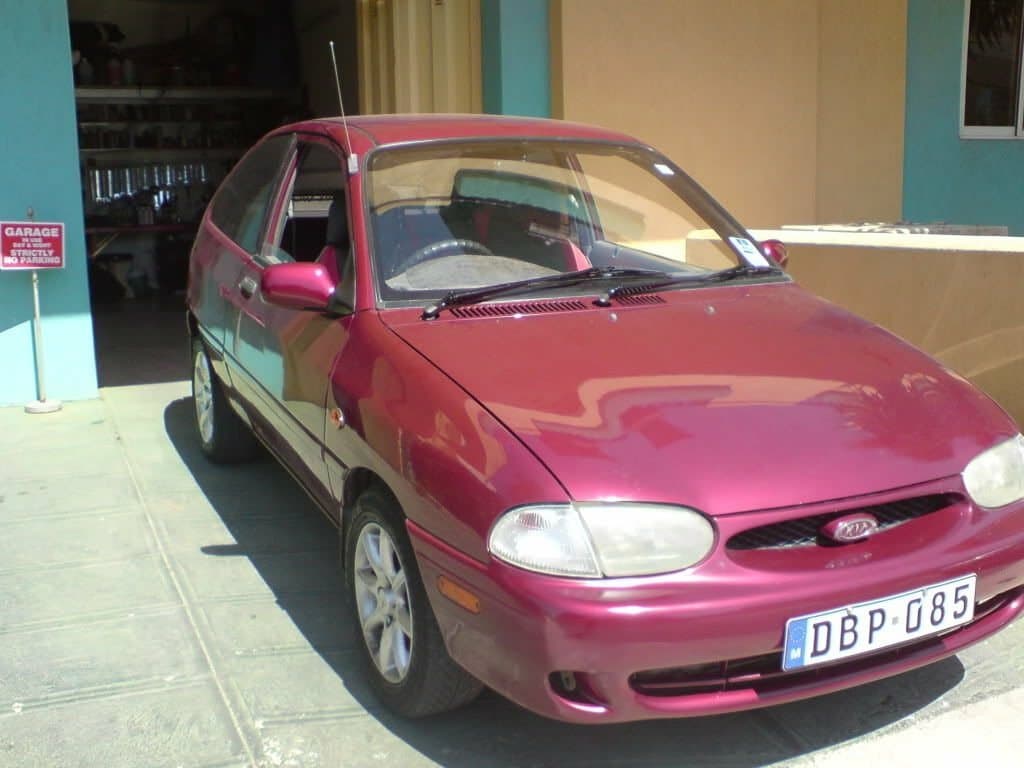 Kia Avella  Хэтчбек 3 дв.