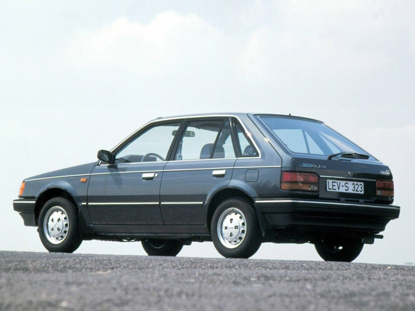 Mazda, 323, III (BF), 1988, фото 2