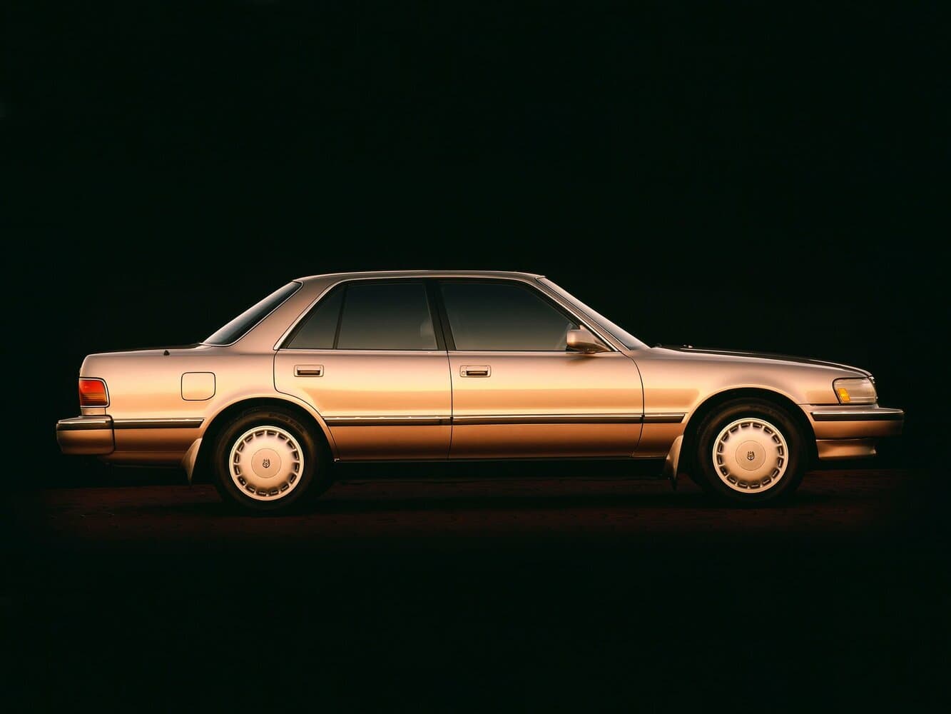 Toyota Cressida IV (X80) Седан, фото 2