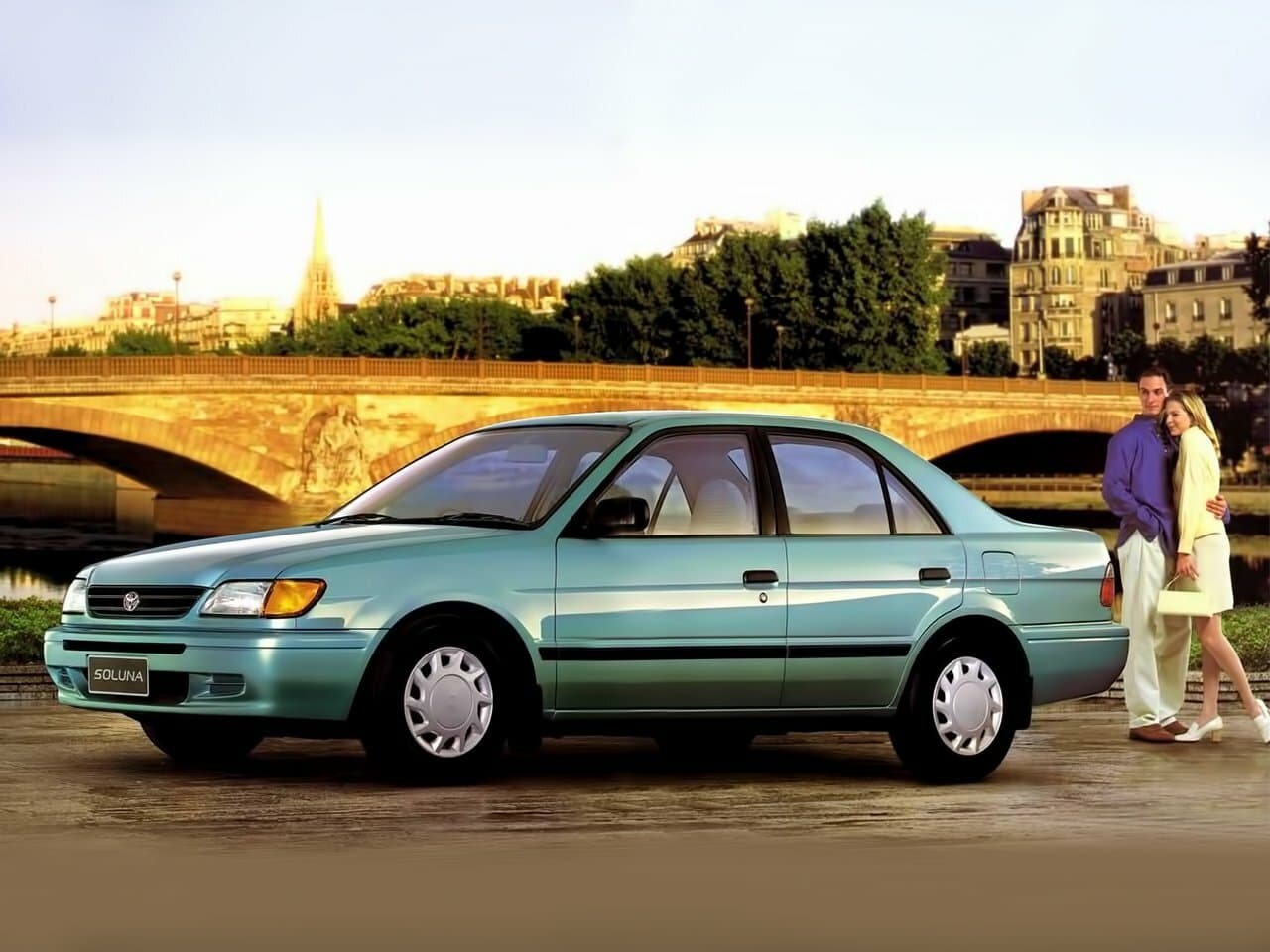 Toyota Soluna 