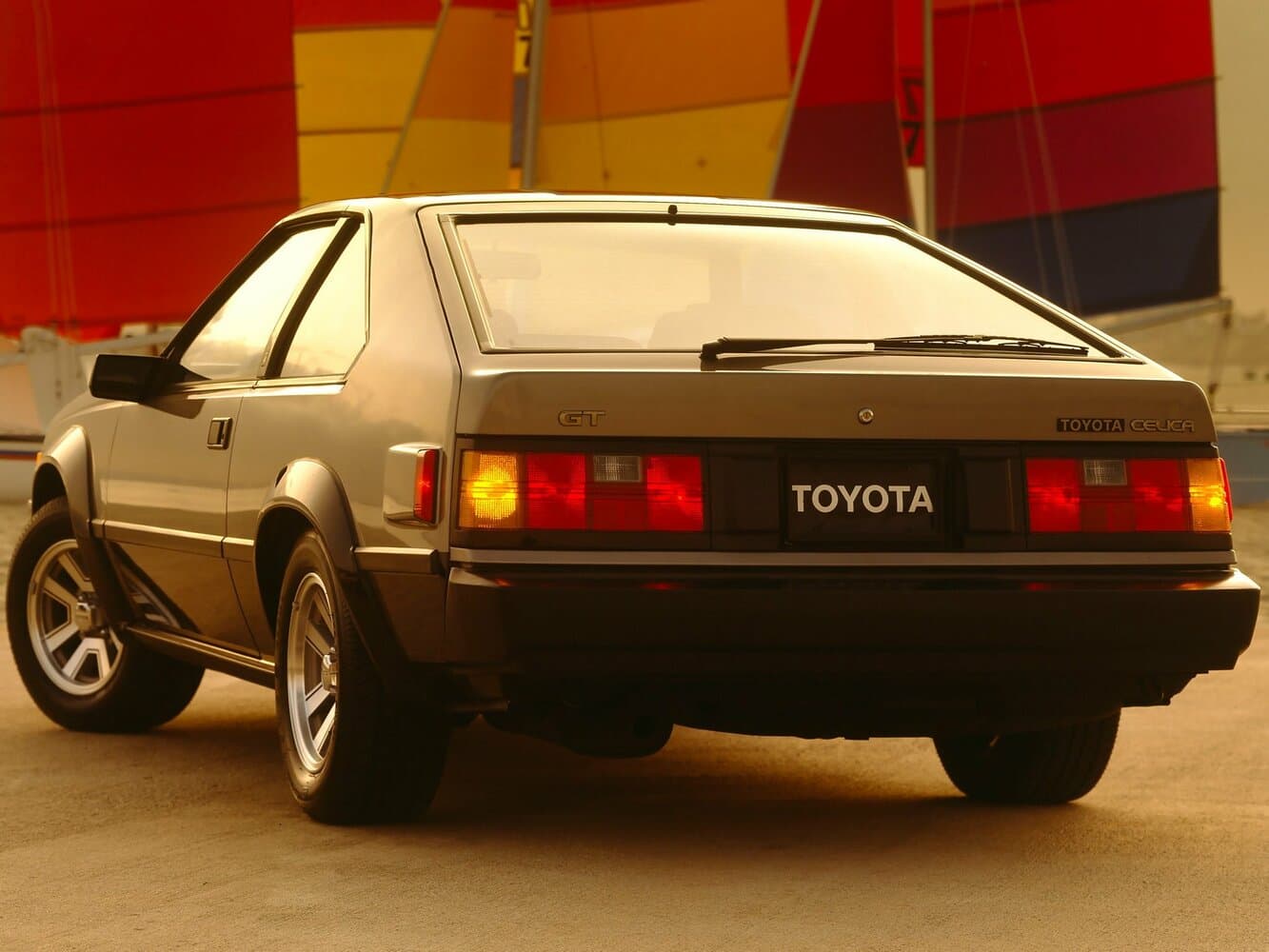 Toyota Celica III (A60) Лифтбек, фото 4