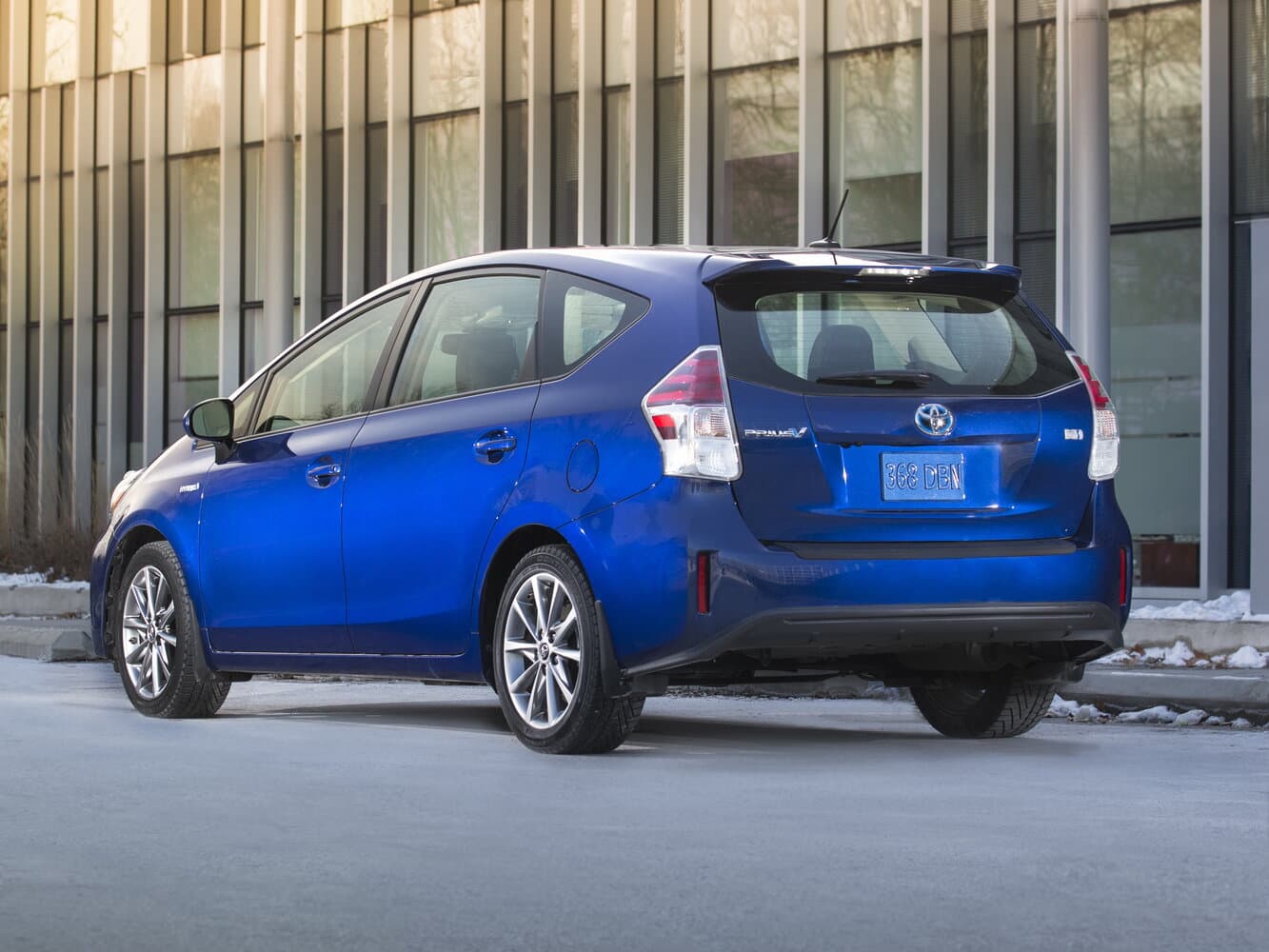 Toyota Prius v (+) I Рестайлинг (ZVW40/41) Универсал 5 дв., фото 5