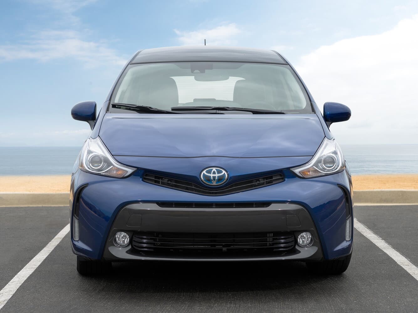 Toyota Prius v (+) I Рестайлинг (ZVW40/41) Универсал 5 дв., фото 3