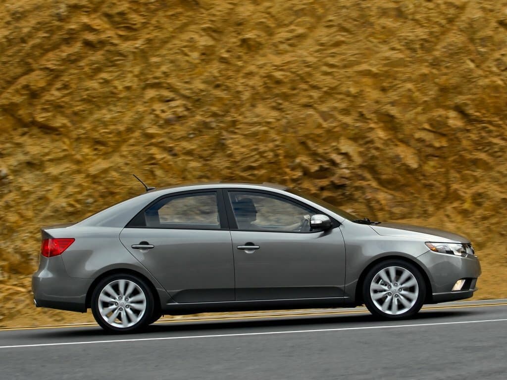 Kia Forte II Седан, фото 2