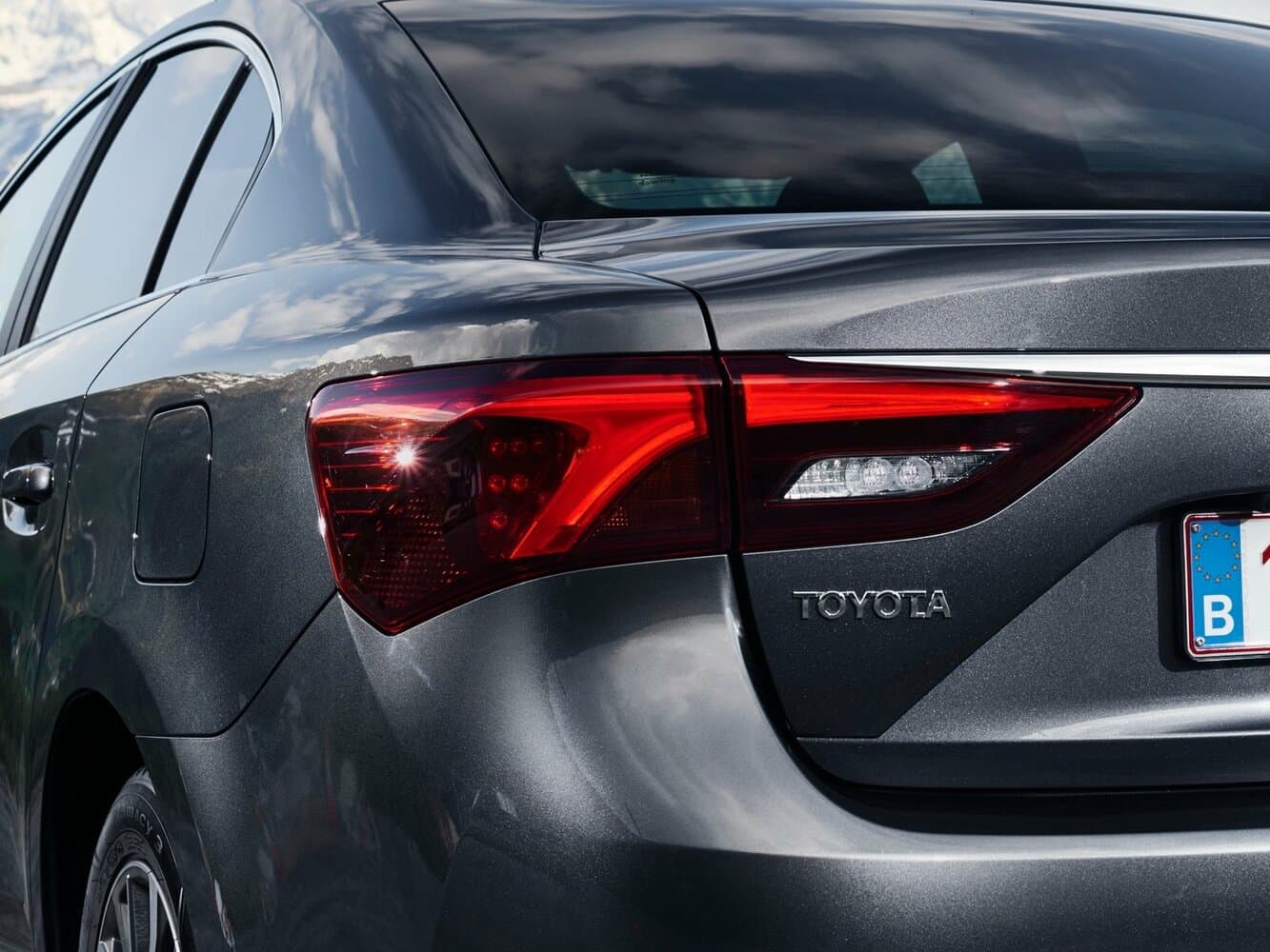 Toyota Avensis III Рестайлинг 2 Седан, фото 15