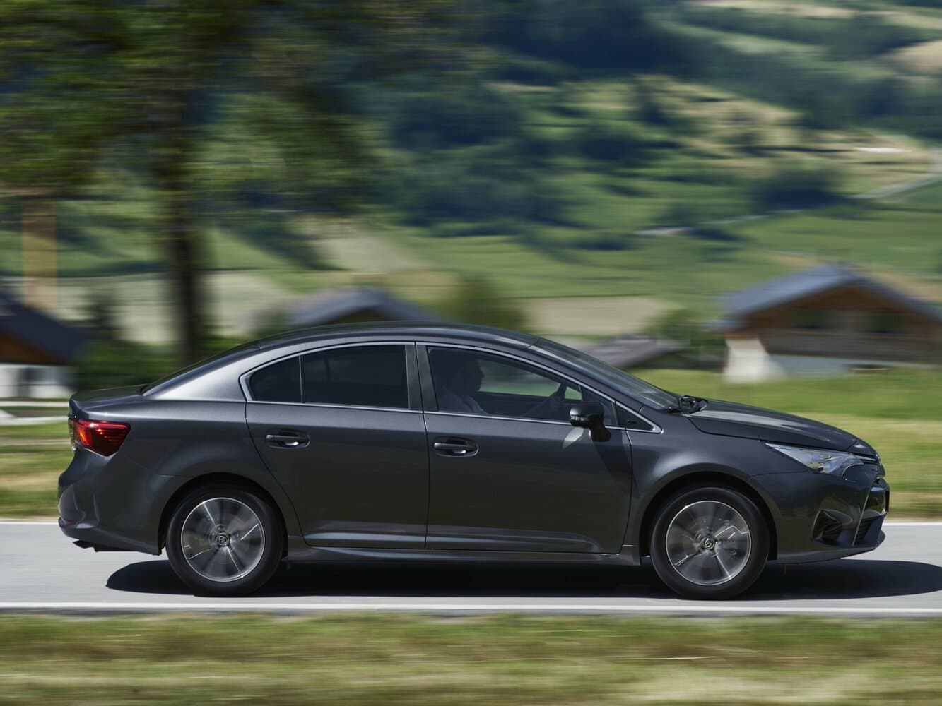 Toyota Avensis III Рестайлинг 2 Седан, фото 2
