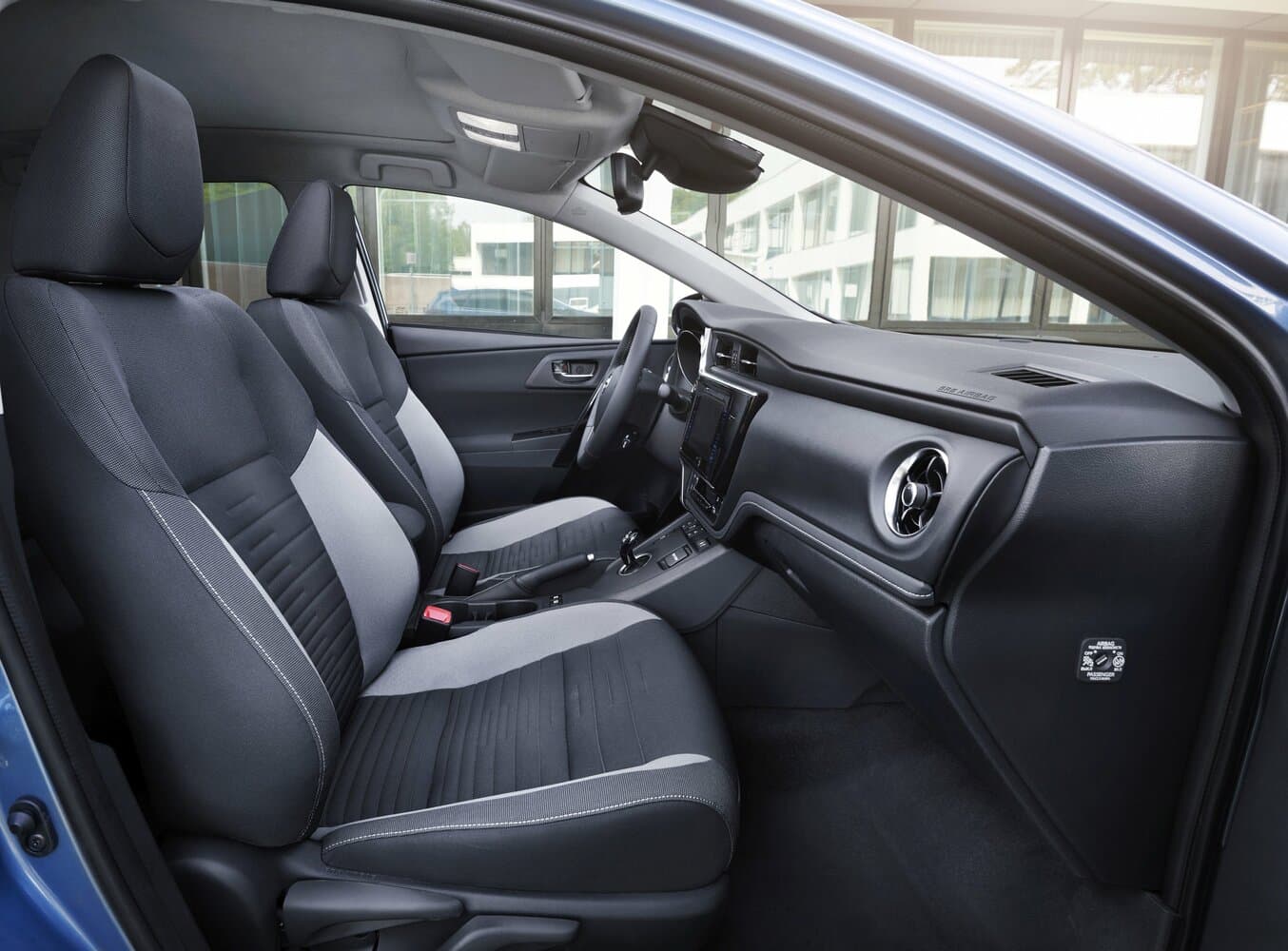 Toyota Auris II Рестайлинг Хэтчбек 5 дв., фото 7