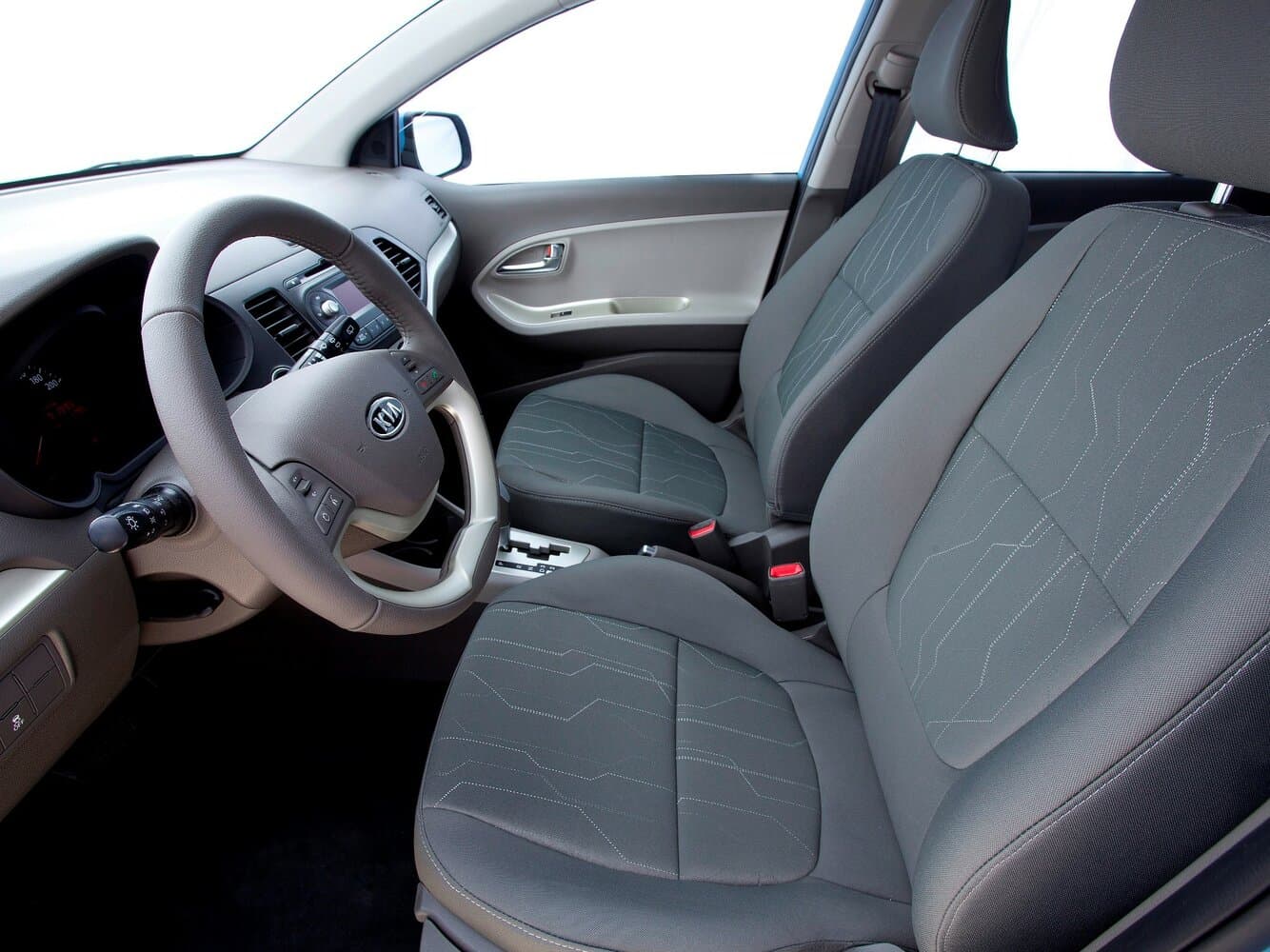 Kia Morning II Хэтчбек 5 дв., фото 10