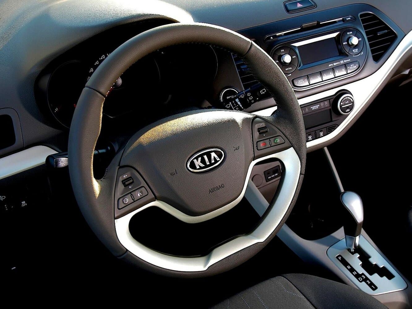 Kia Morning II Хэтчбек 5 дв., фото 7