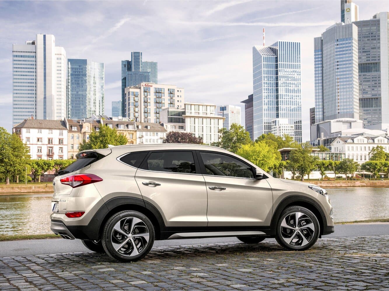 Hyundai Tucson III Внедорожник 5 дв., фото 2