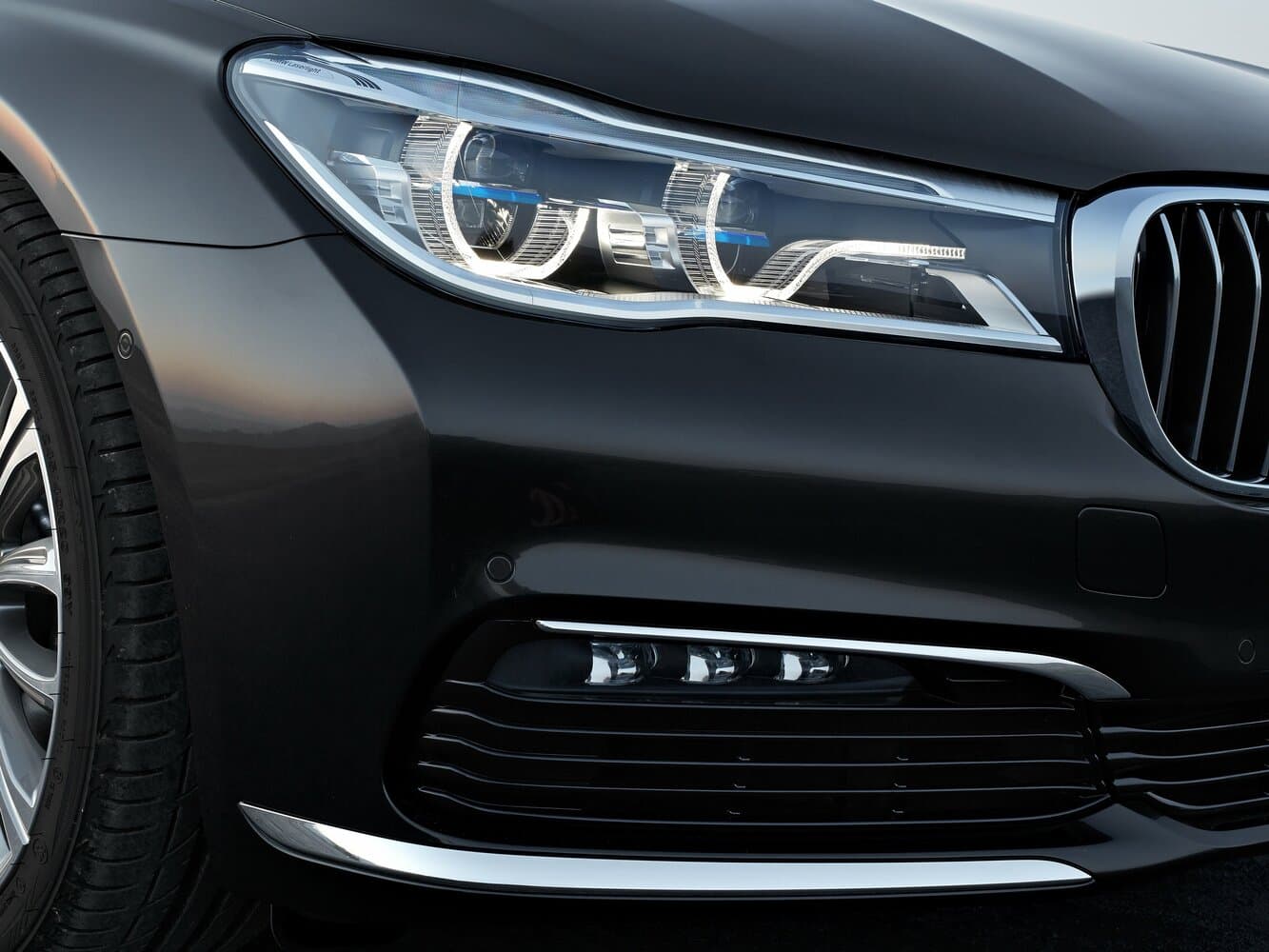 BMW 7 series VI (G11/G12) Седан Long, фото 16