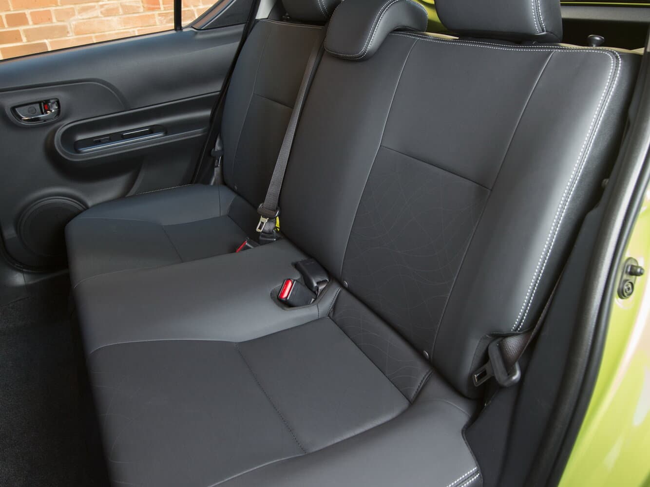 Toyota Prius c I Рестайлинг Хэтчбек 5 дв., фото 9