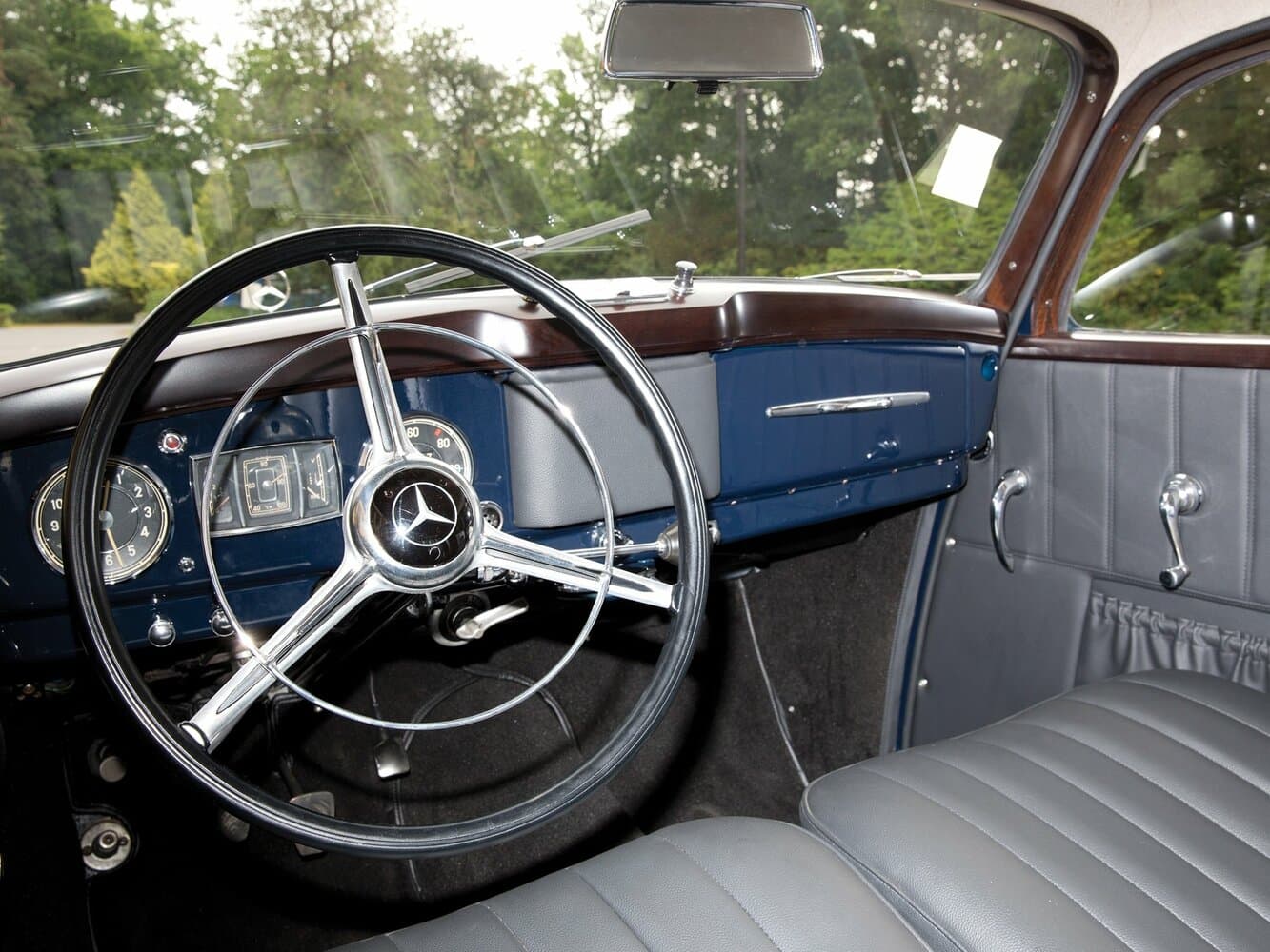 Mercedes-Benz W136  Седан, фото 5