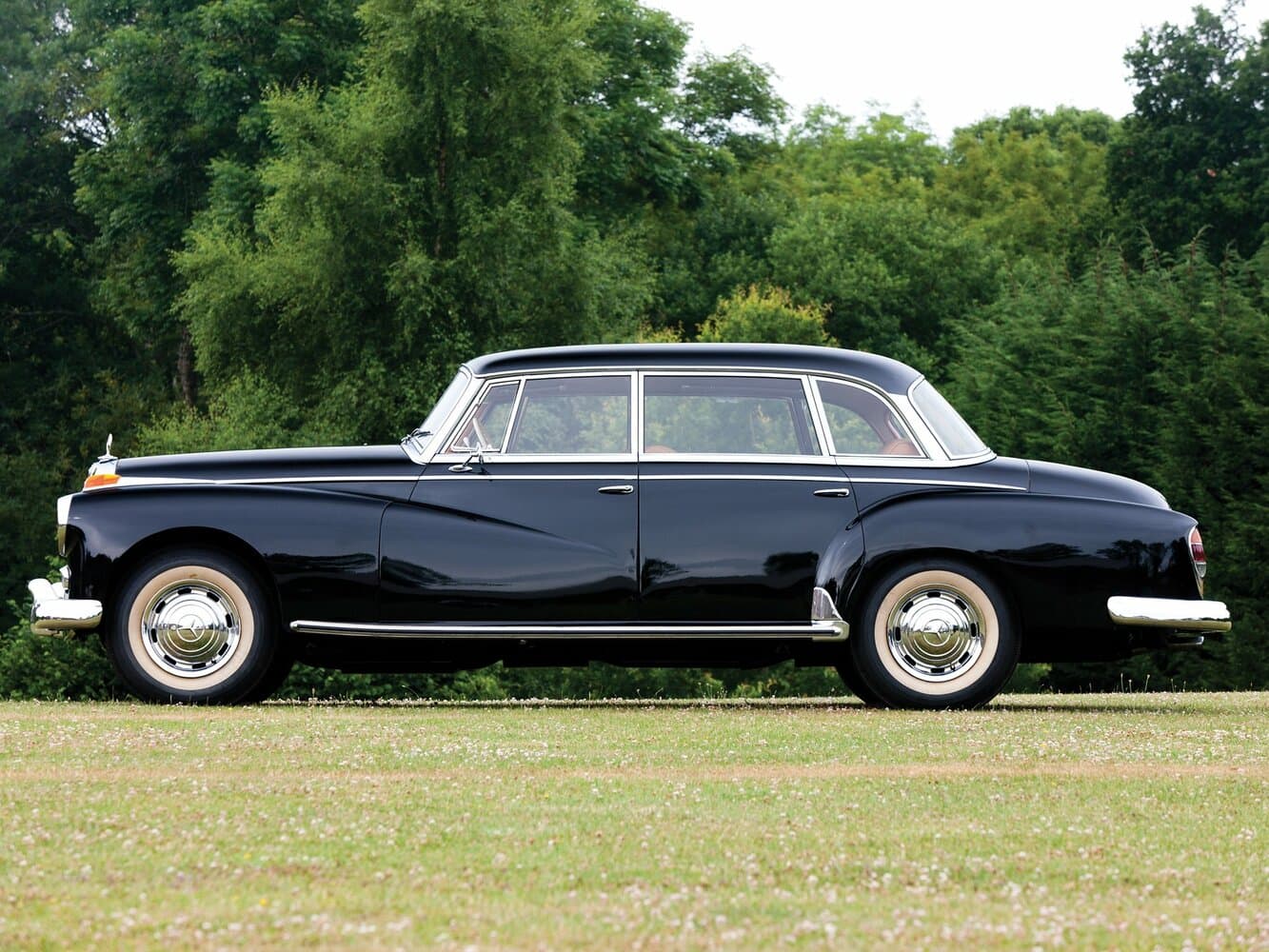 Mercedes-Benz W189  Седан, фото 2