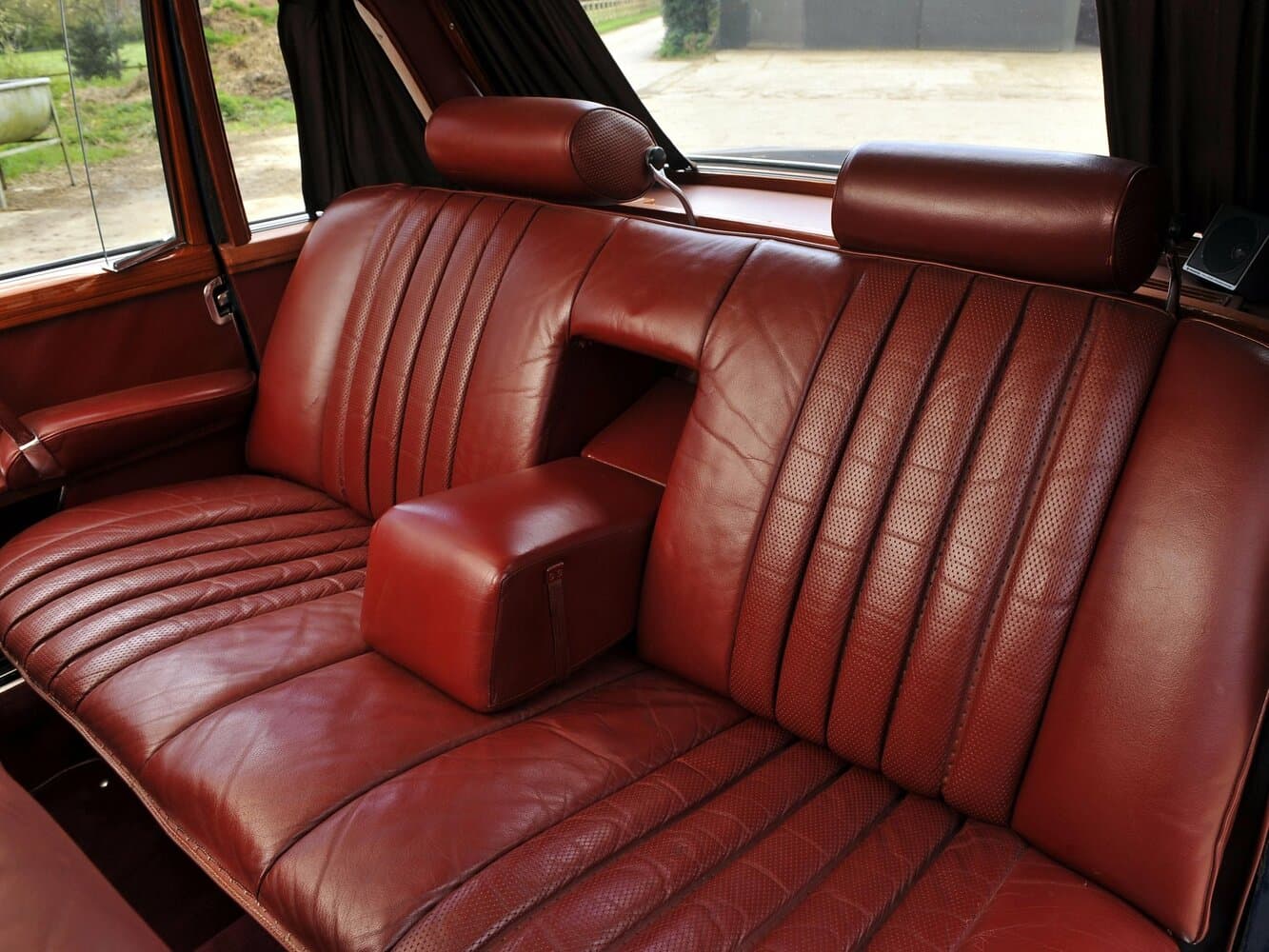 Mercedes-Benz W100  Седан, фото 6