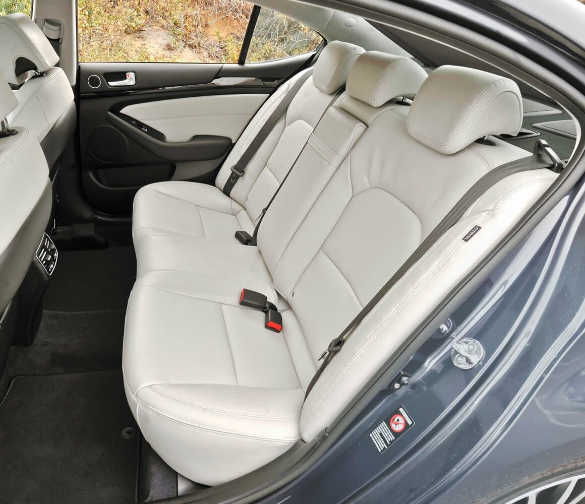 Kia Cadenza I Рестайлинг Седан, фото 10