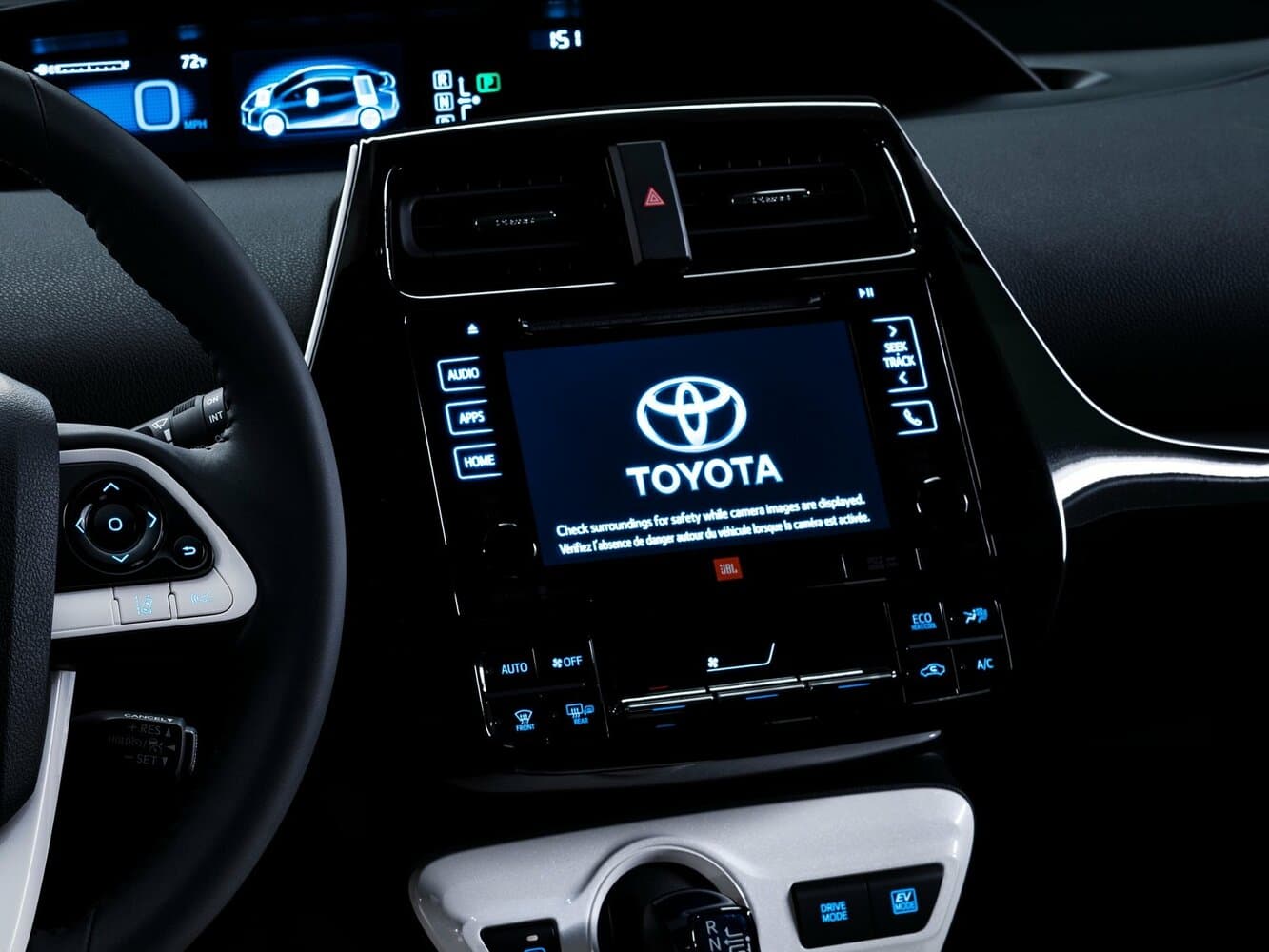 Toyota Prius IV (XW50) Лифтбек, фото 15