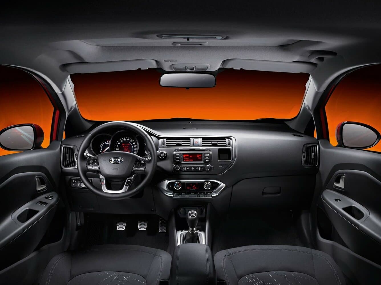Kia Pride III Хэтчбек 3 дв., фото 3