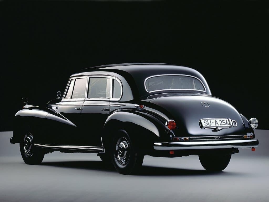 Mercedes-Benz W186  Седан, фото 5
